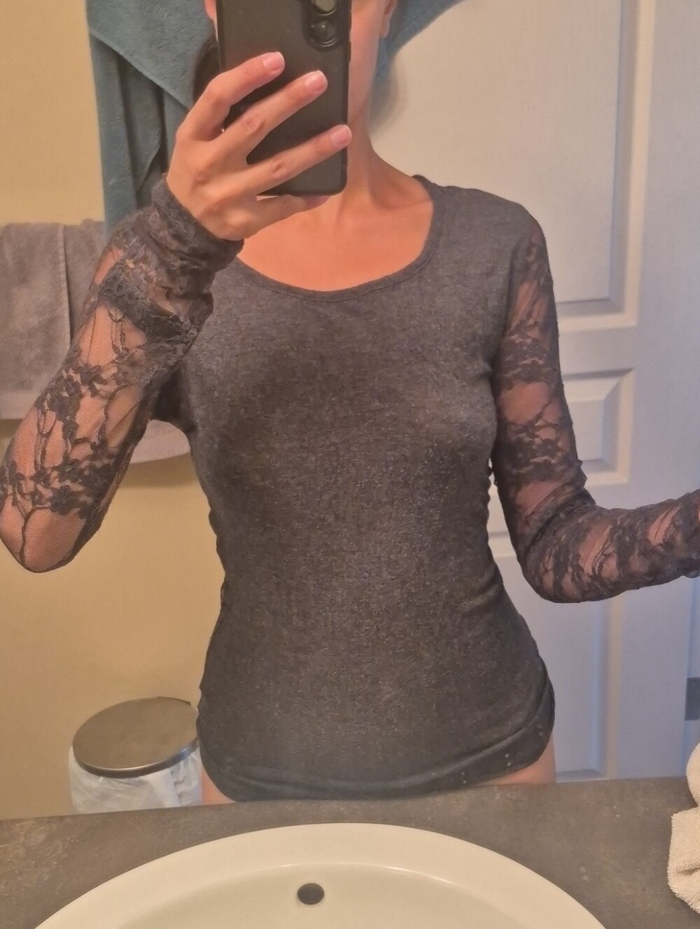 Zenana Outfitters Charcoal Gray Lace-Sleeve Scoop Neck Long Sleeve Top
